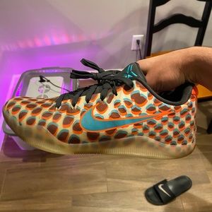 Nike Kobe 11 3D basketball shoe size 9.5